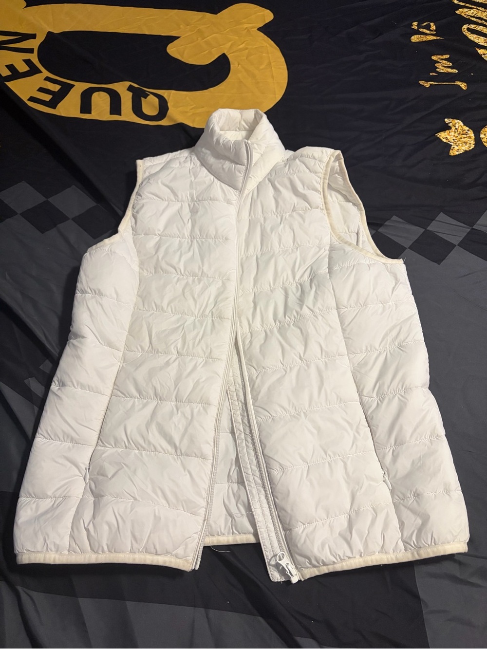 Joe Fresh White Quilted Puffer Vest - Stand Collar Zip Front